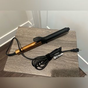 Ella Bella 1 Inch Curling Iron